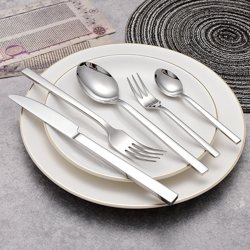 Elysian Cutlery Set – Modern Elegance with Timeless Finesse
