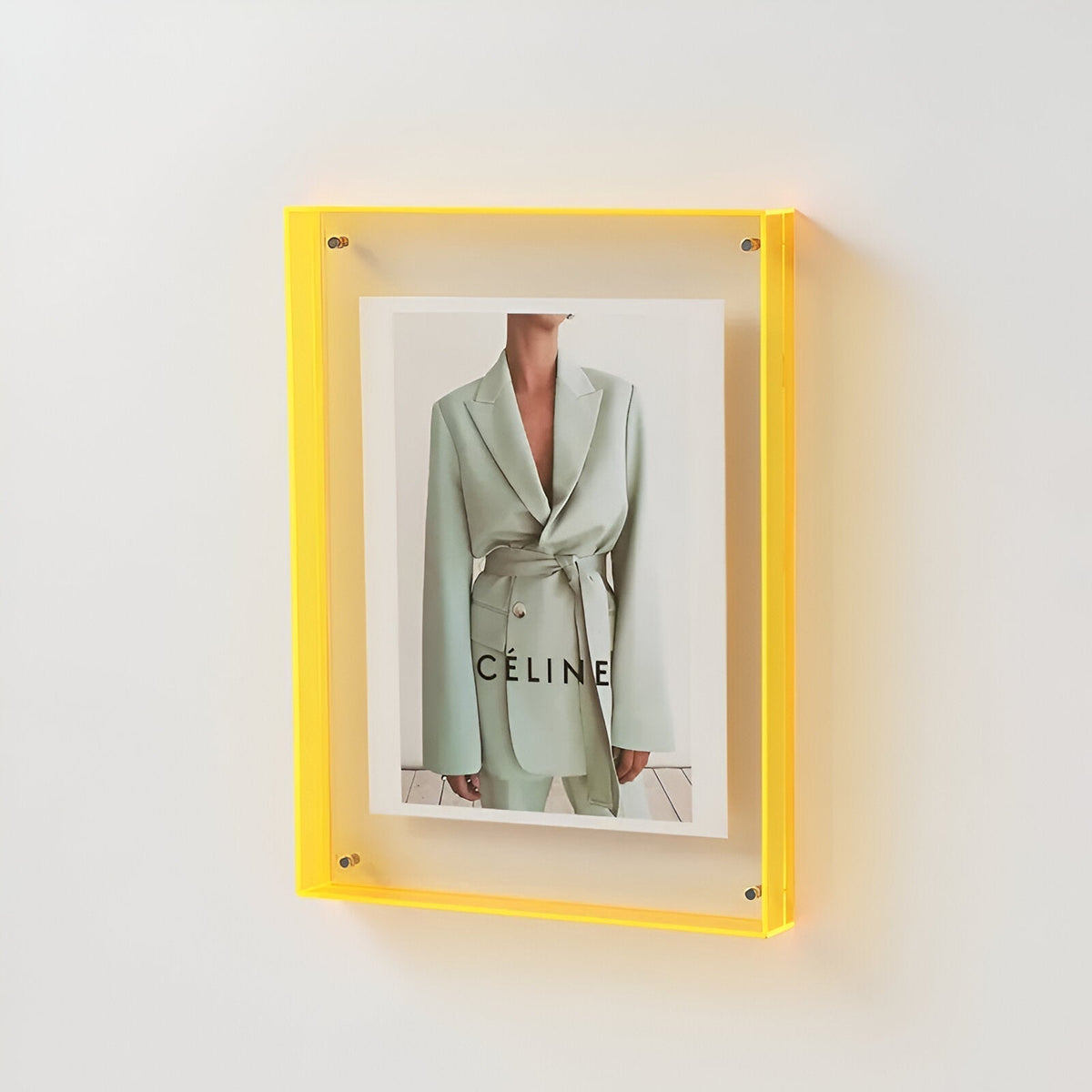 Transparent Acrylic Picture Frame – Modern Minimalist Display