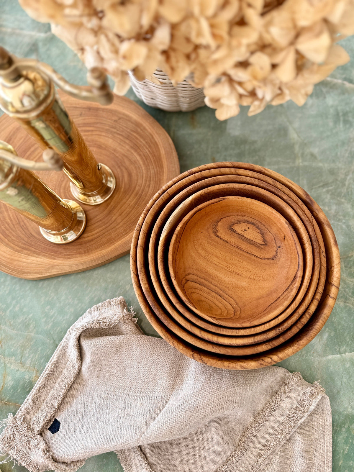 Handcrafted Teak Bowl Set – 5 Nesting Pieces in Timeless Design