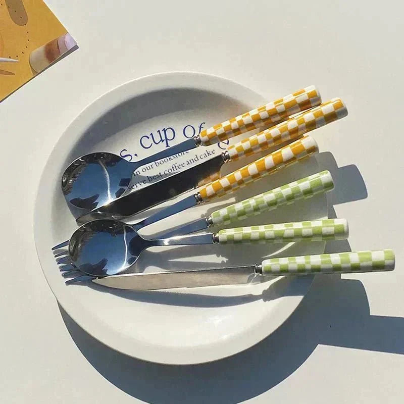 Ceramic Handle Steel Cutlery Set – Elegant Tableware