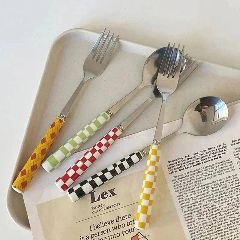 Ceramic Handle Steel Cutlery Set – Elegant Tableware